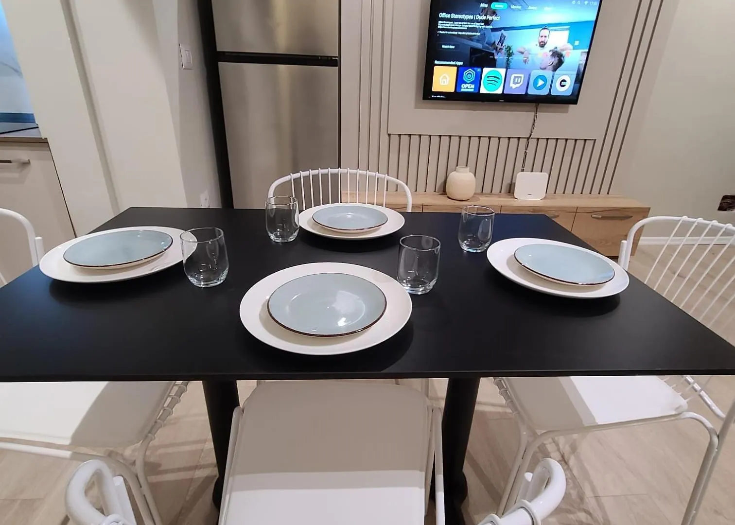 Tesa Apartment, Accommodates 4, Next To City Center, With Ac And Wifi Tirana 0*,