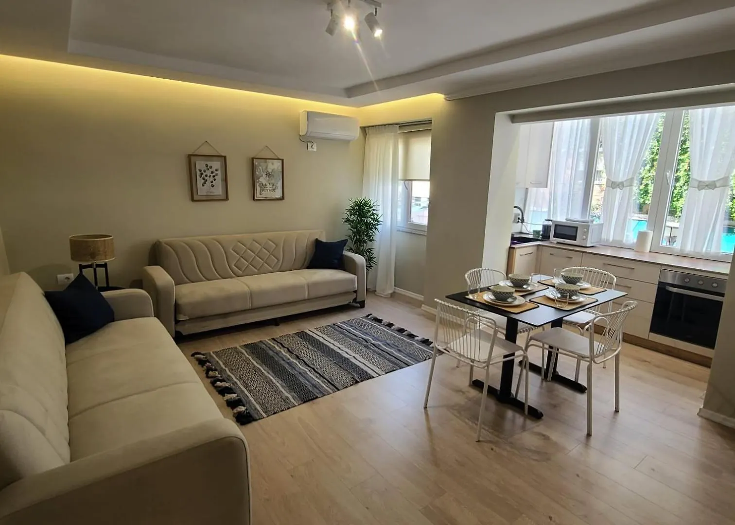 Tesa Apartment, Accommodates 4, Next To City Center, With Ac And Wifi Tirana
