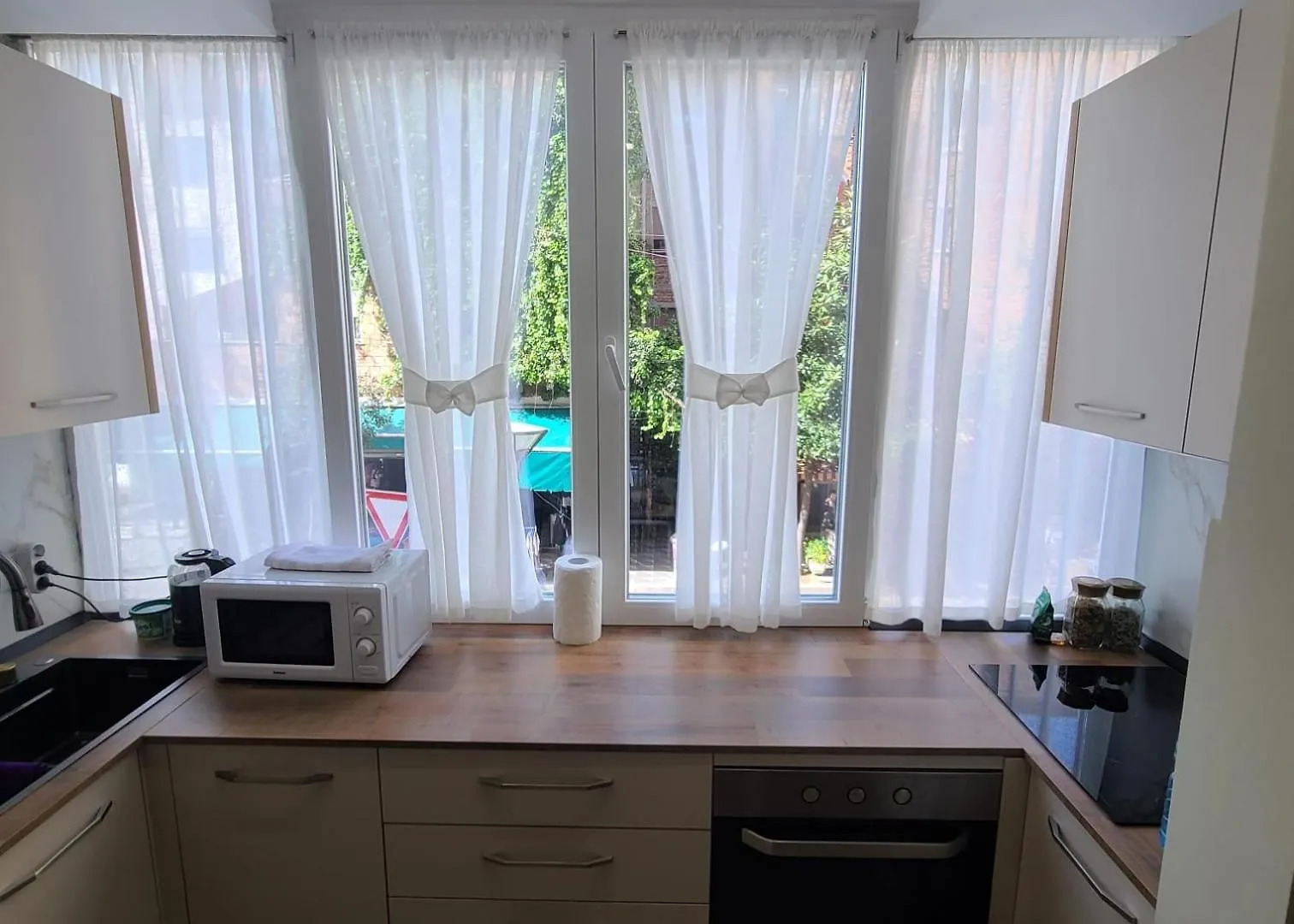 Apartment Tesa Apartment, Accommodates 4, Next To City Center, With Ac And Wifi Tirana Albania